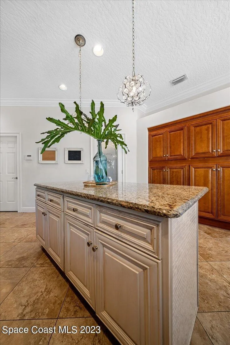 Photo of 208 Lanternback Island Drive