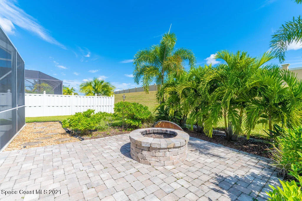 Photo of 4390 Chardonnay Drive