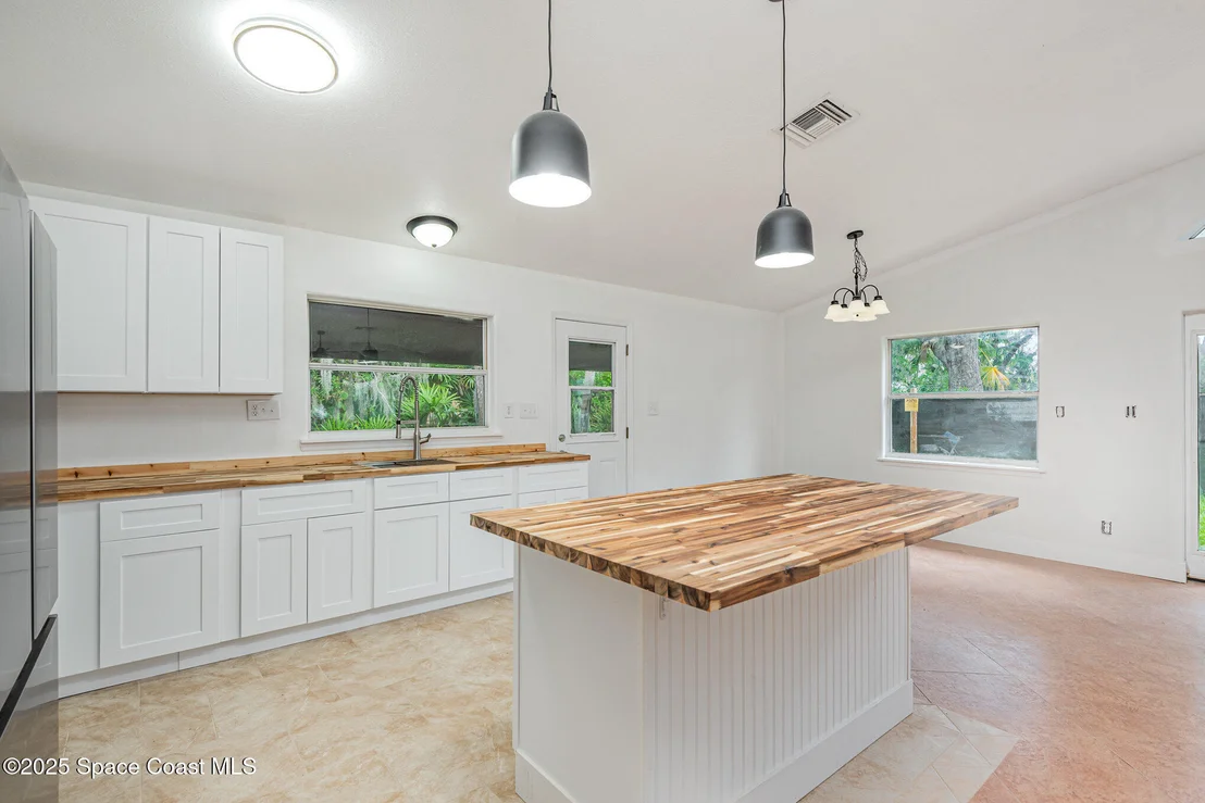 Photo of 4085 Cypress Bend
