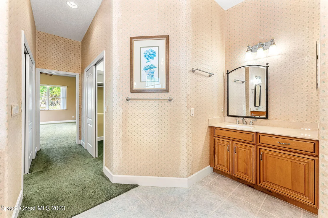 Photo of 1368 Centennial Way
