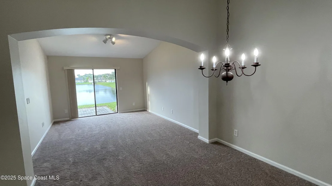 Photo of Unit 103 at 975 Luminary Circle
