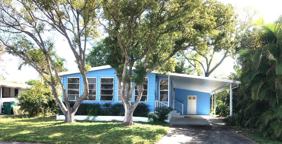 Photo of 560 Jennifer Circle