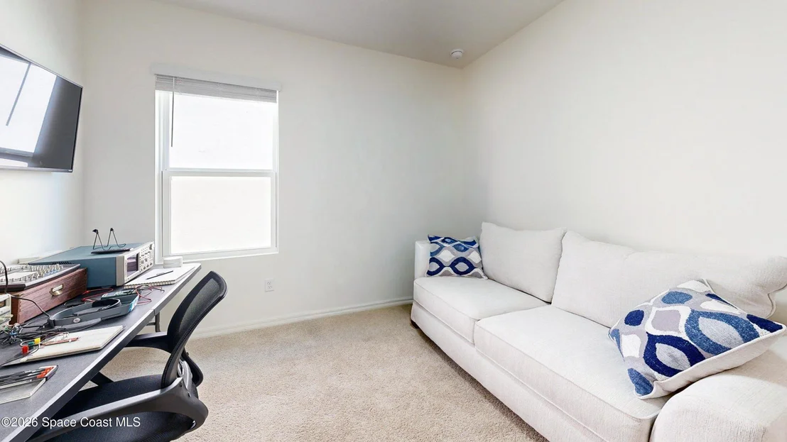 Photo of 4867 Barr Street