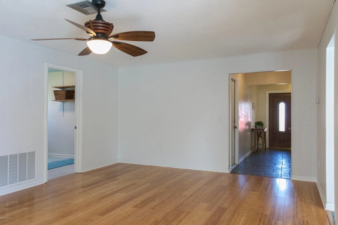 Photo of 607 Hibiscus