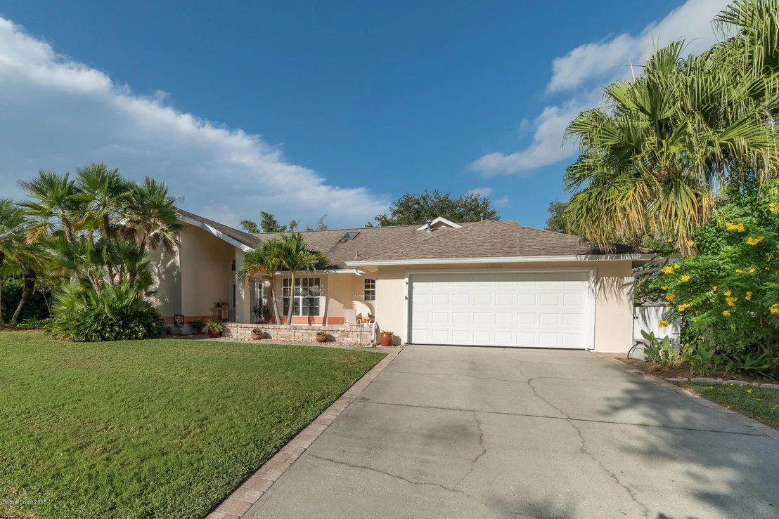 Photo of 1836 Fox Bay Drive