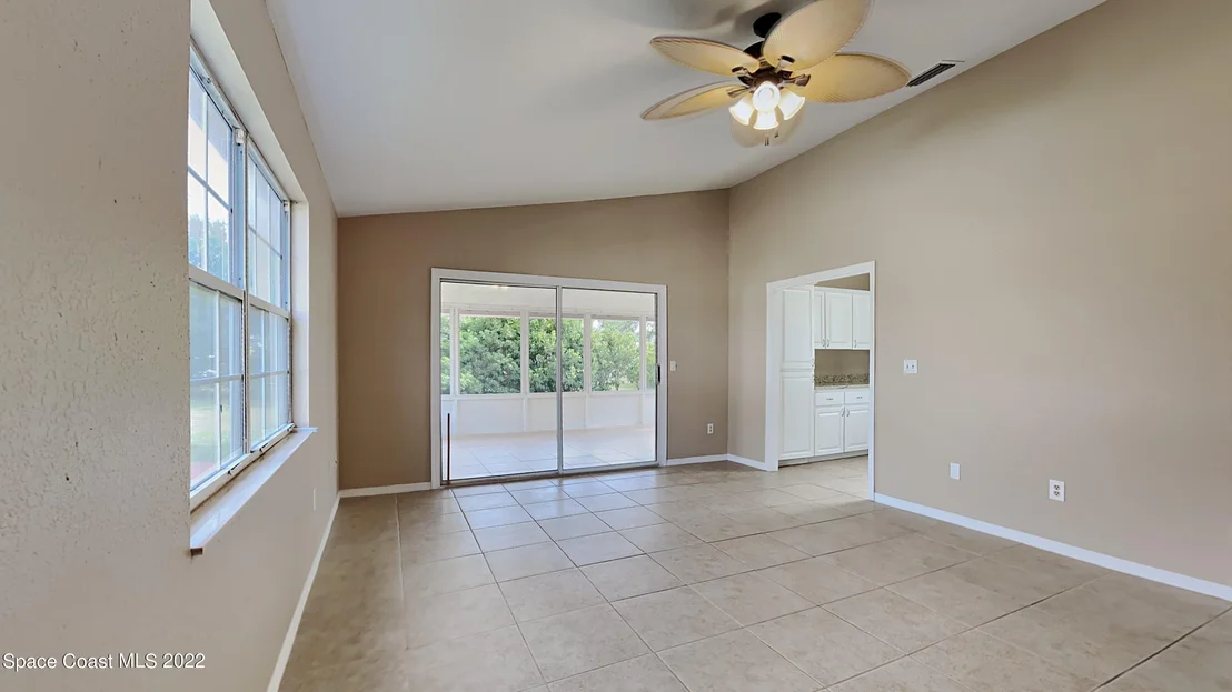 Photo of 874 Wateroak Drive NE
