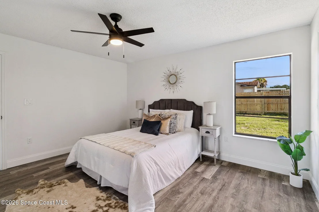 Photo of 6295 Janina Road
