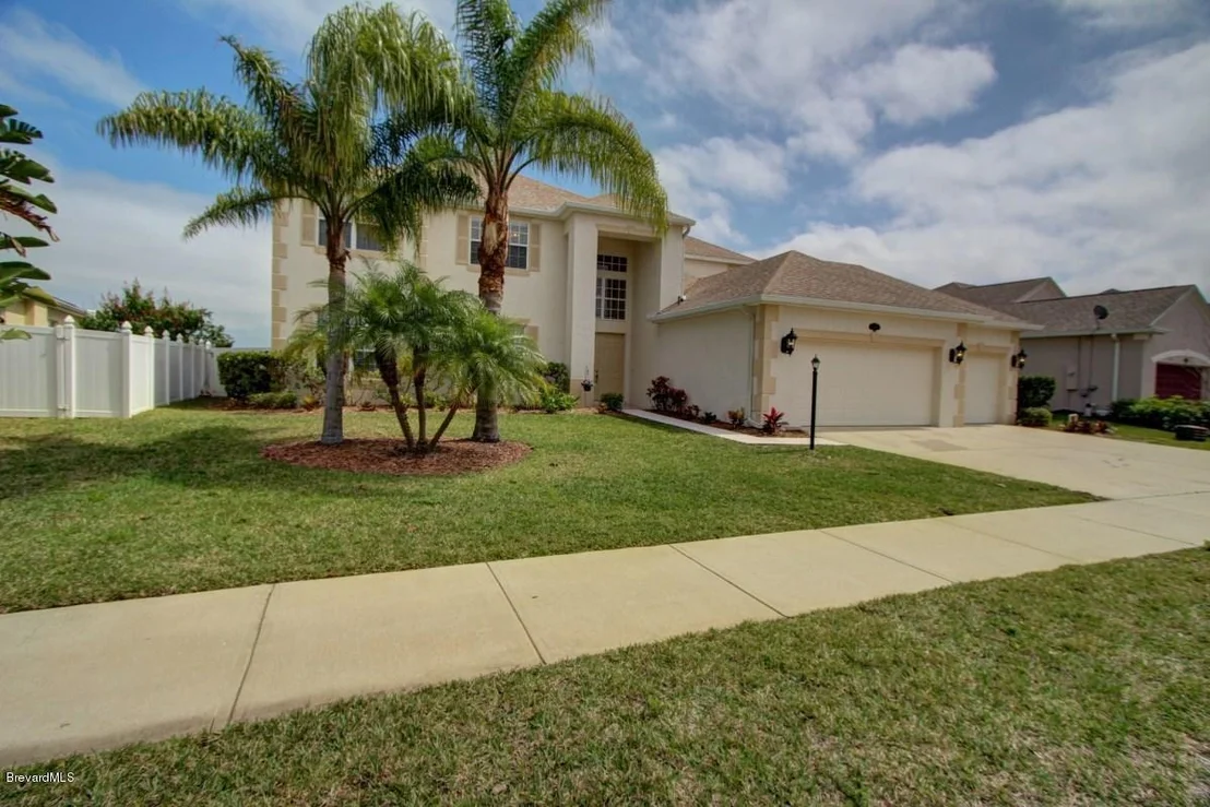 Photo of 3316 Peninsula Circle