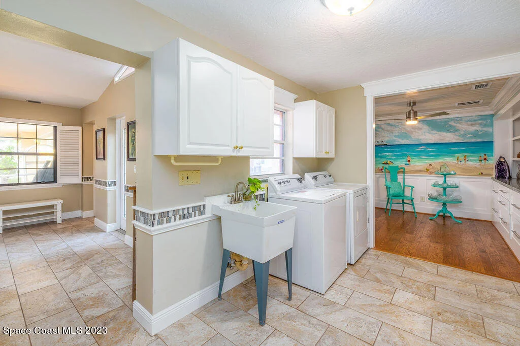 Photo of 350 Amberjack Place