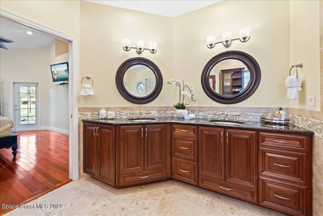 Photo of 7933 Timberlake Drive