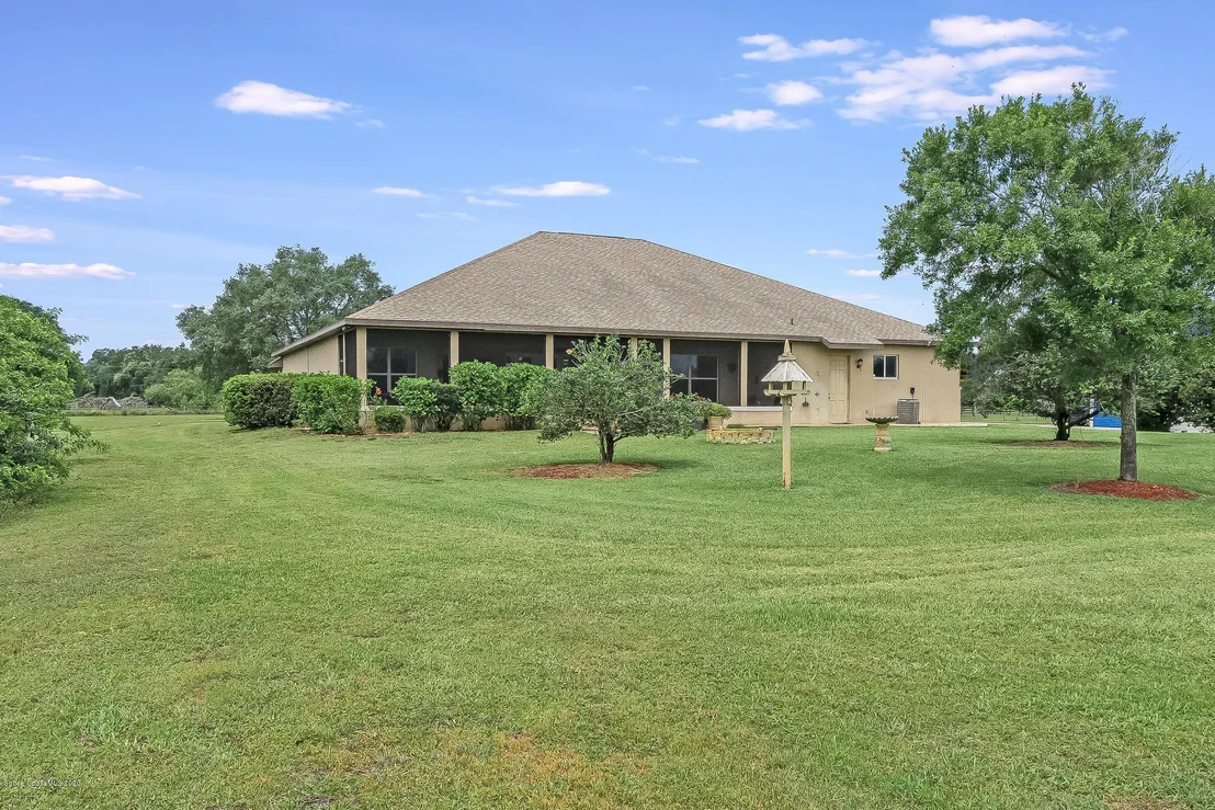 Photo of 4135 Hammock Road