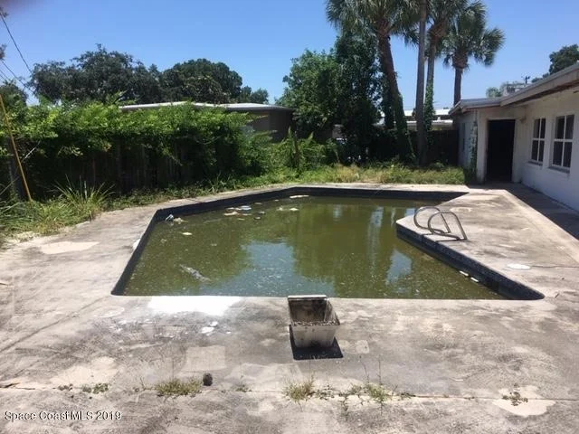 Photo of 1221 Willow Lane