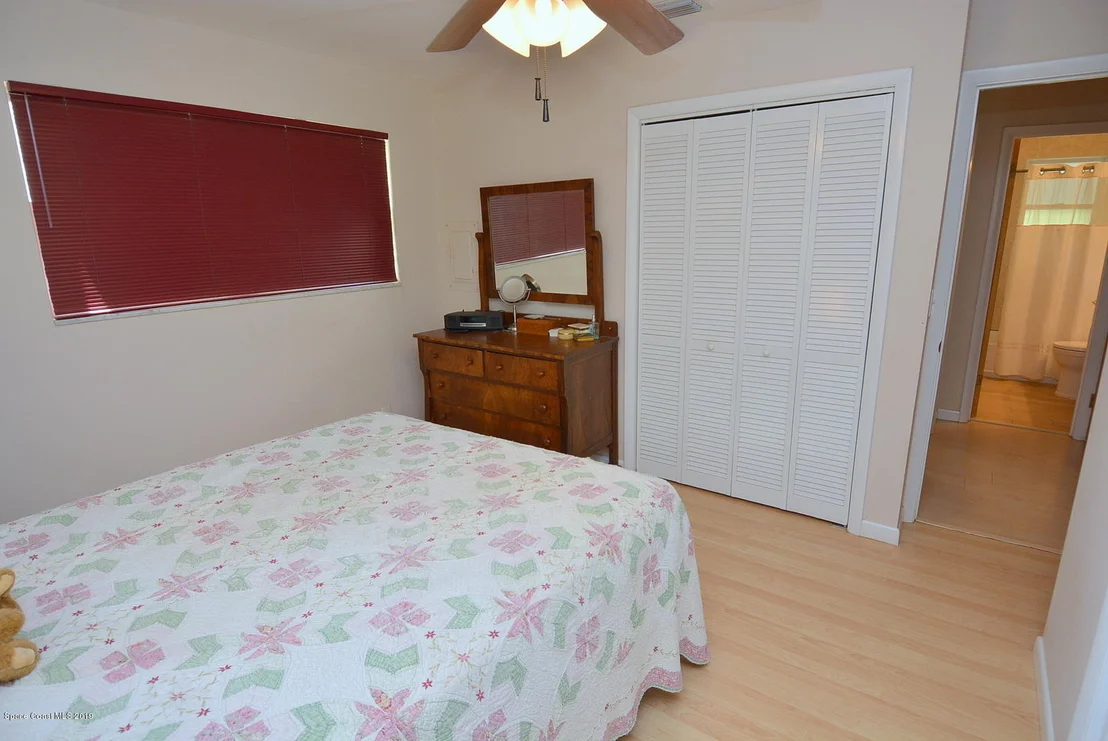 Photo of 2936 SE Garden Street