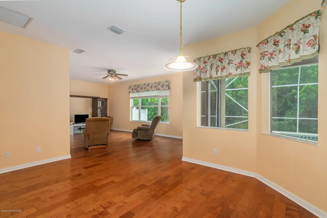 Photo of 4177 Ventana Boulevard