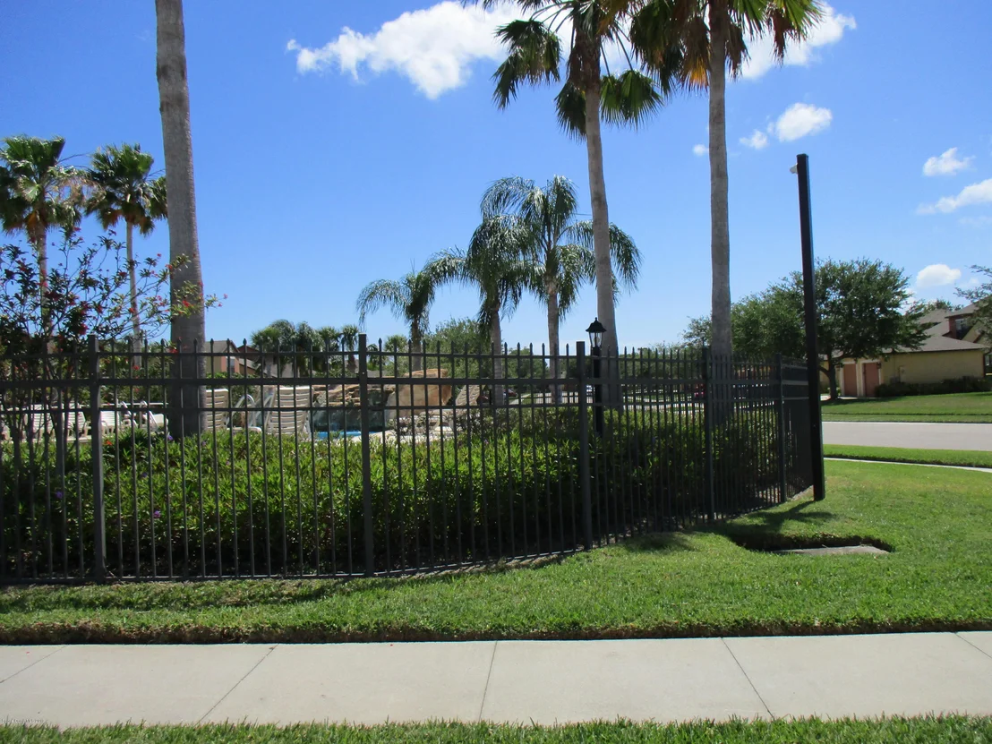 Photo of Unit 105 at 895 Luminary Circle