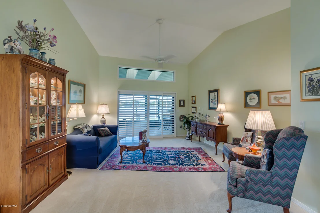 Photo of 529 Crystal Lake Drive