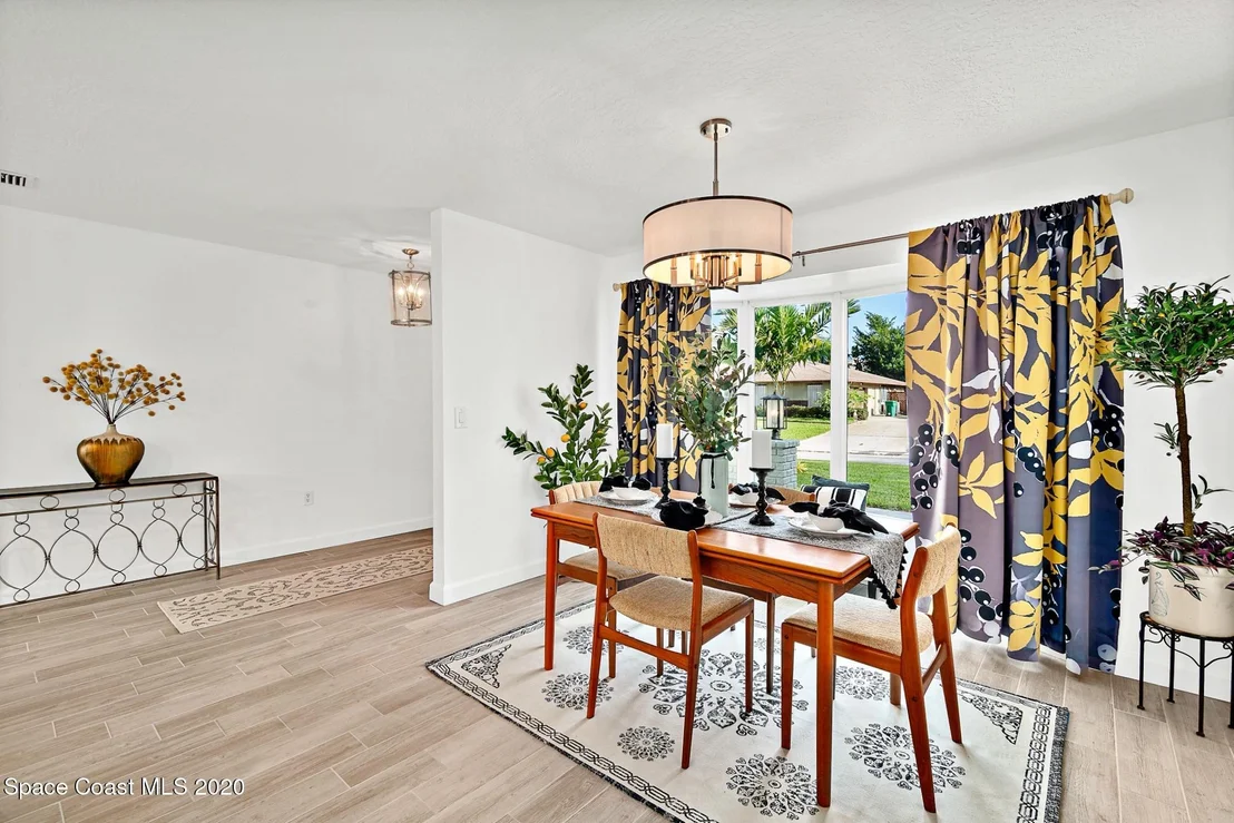 Photo of 3221 Nottingham Lane