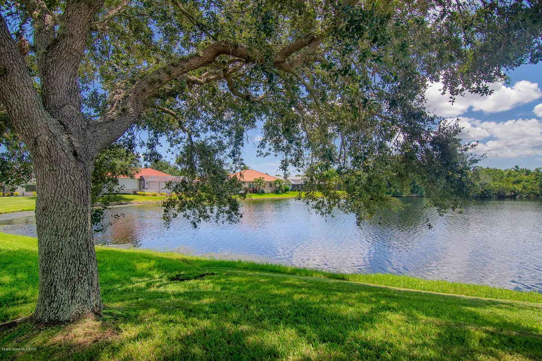 Photo of 923 Wildwood Drive