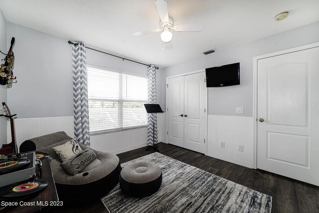 Photo of 735 Autumn Glen Drive