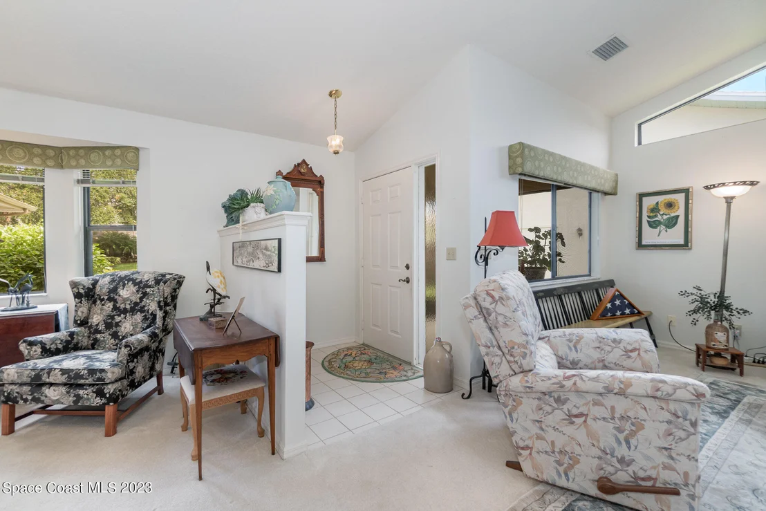 Photo of 1593 Independence Avenue