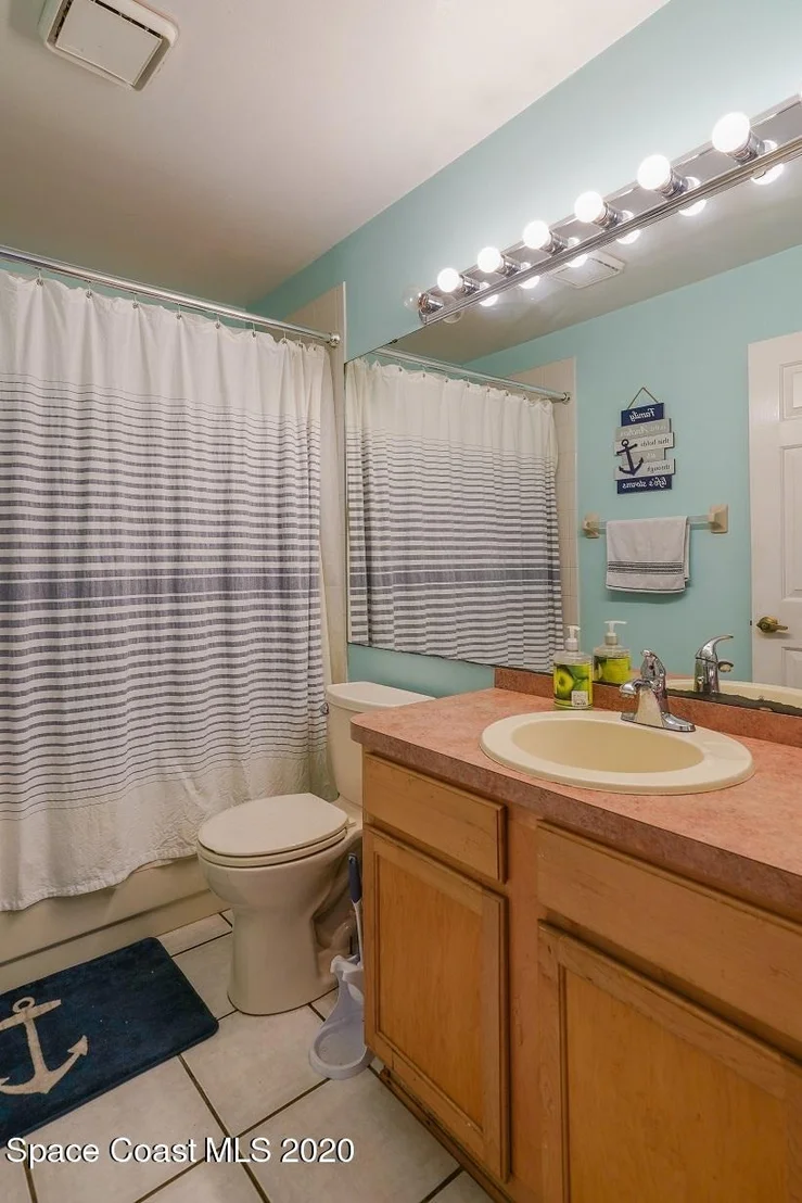 Photo of 913 Whisperoak Drive