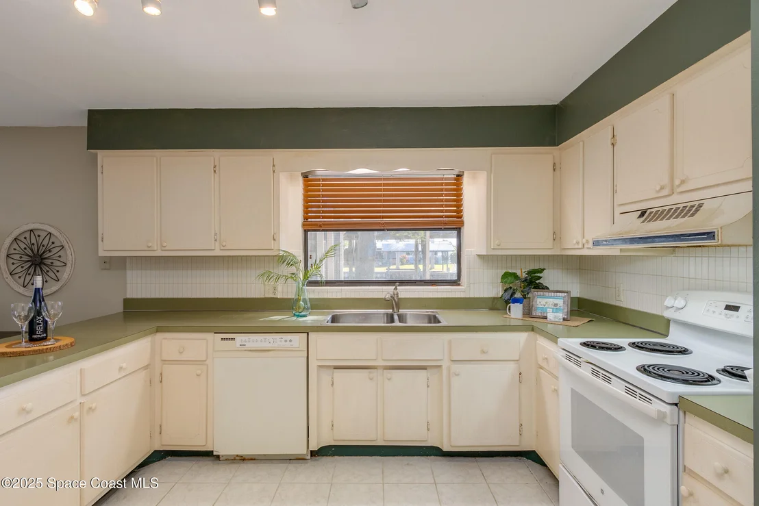 Photo of 403 Carmine Drive