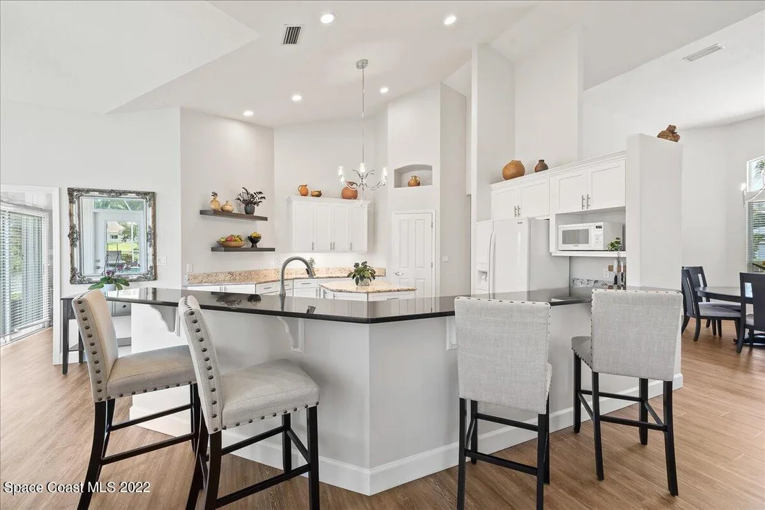 Photo of 302 Sandhurst Drive
