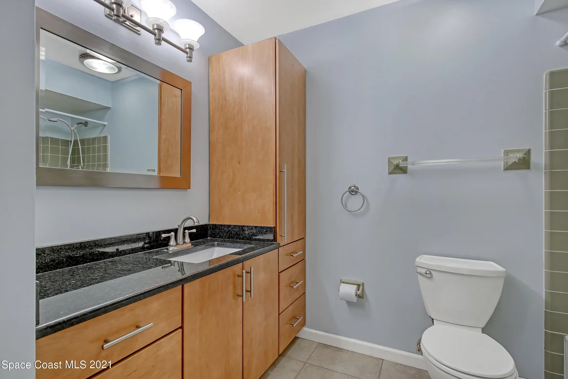 Photo of 652 Augusta Circle NE