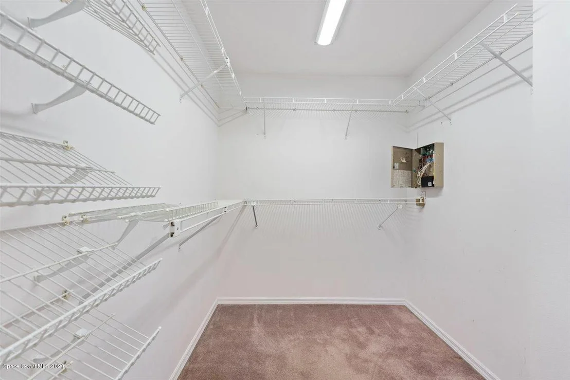 Photo of 984 Pelican Lane