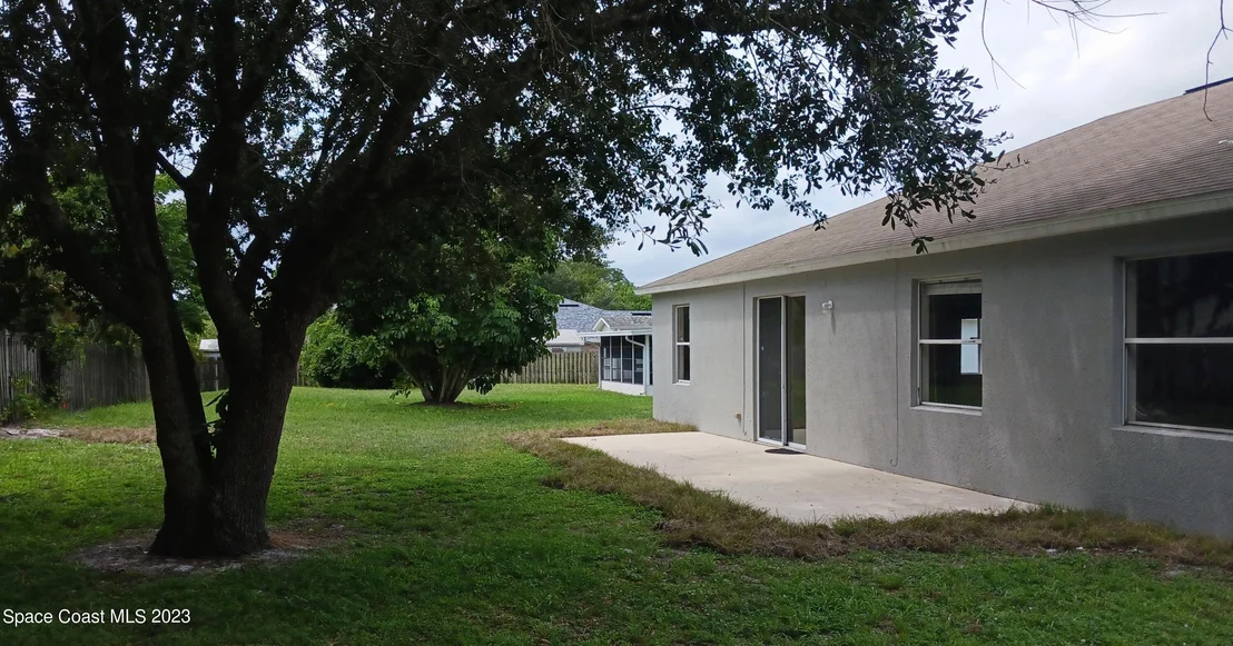 Photo of 6745 Cedar Avenue