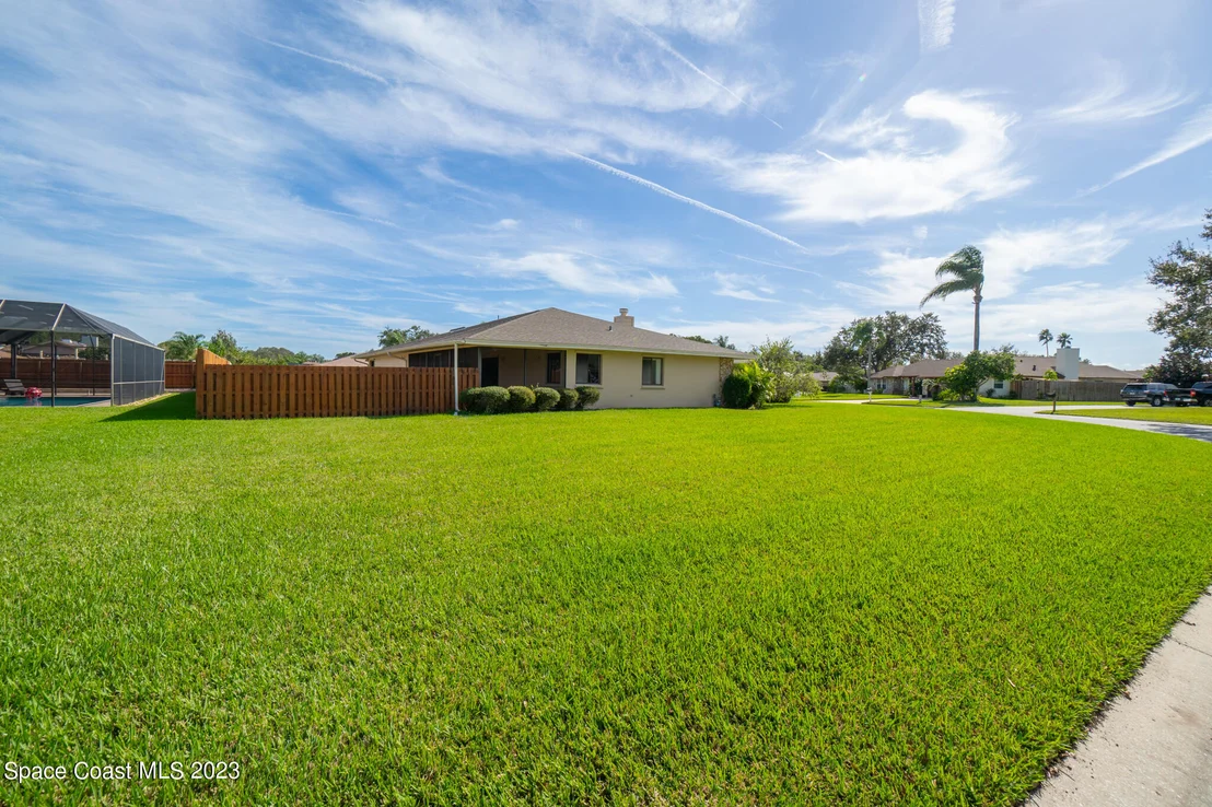 Photo of 1340 Bonaventure Drive