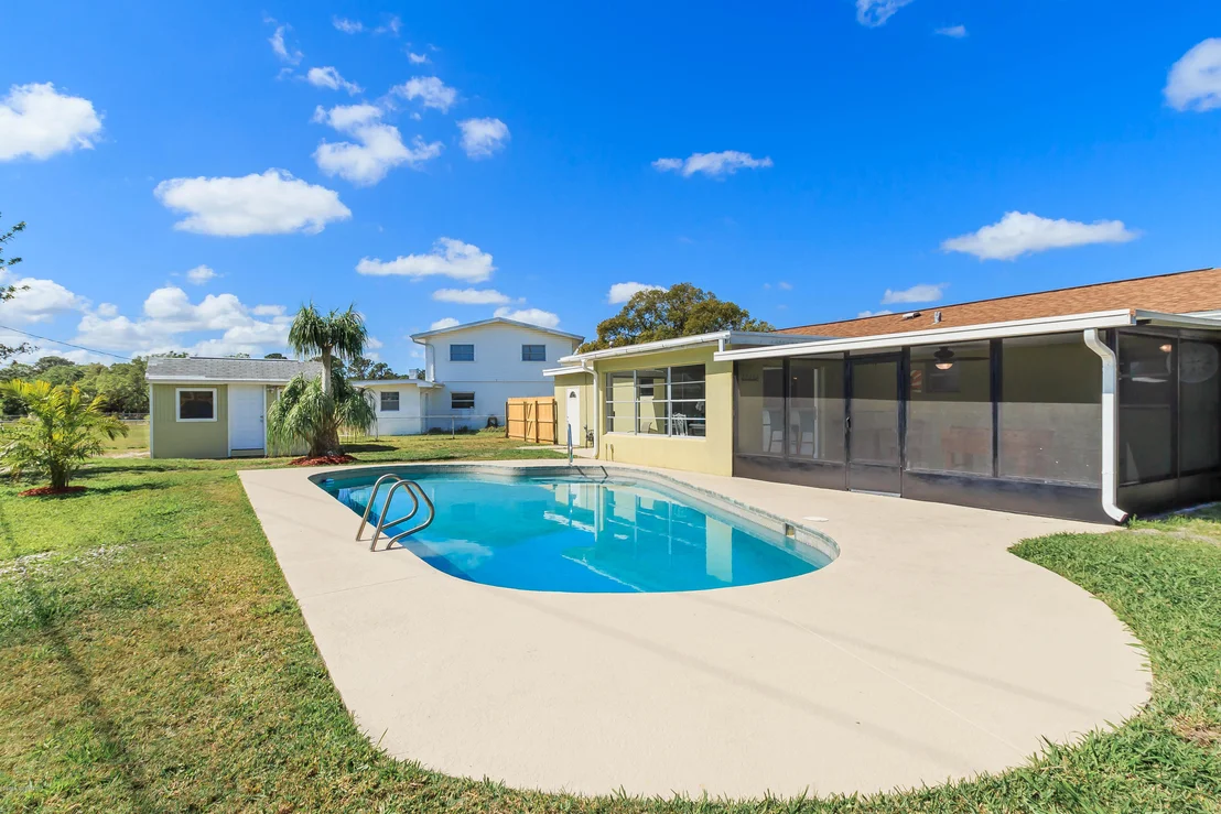 Photo of 489 Ixora Drive