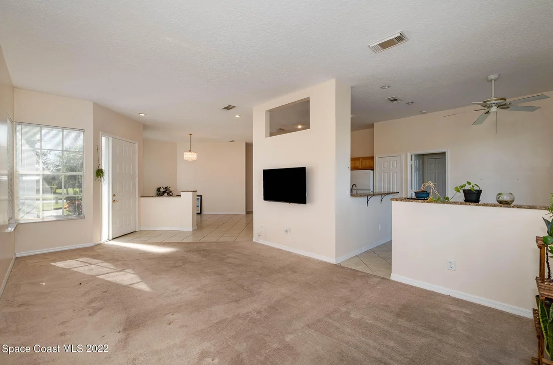 Photo of 2364 Addington Circle