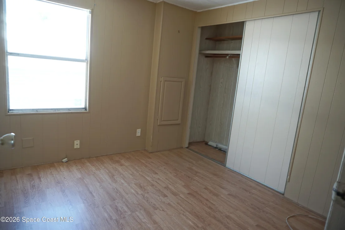 Photo of 2339 Royal Palm Drive NE