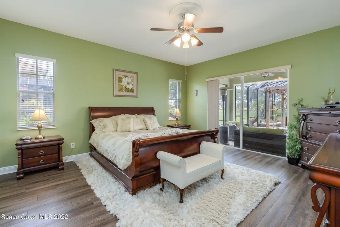 Photo of 2024 Windbrook Drive SE