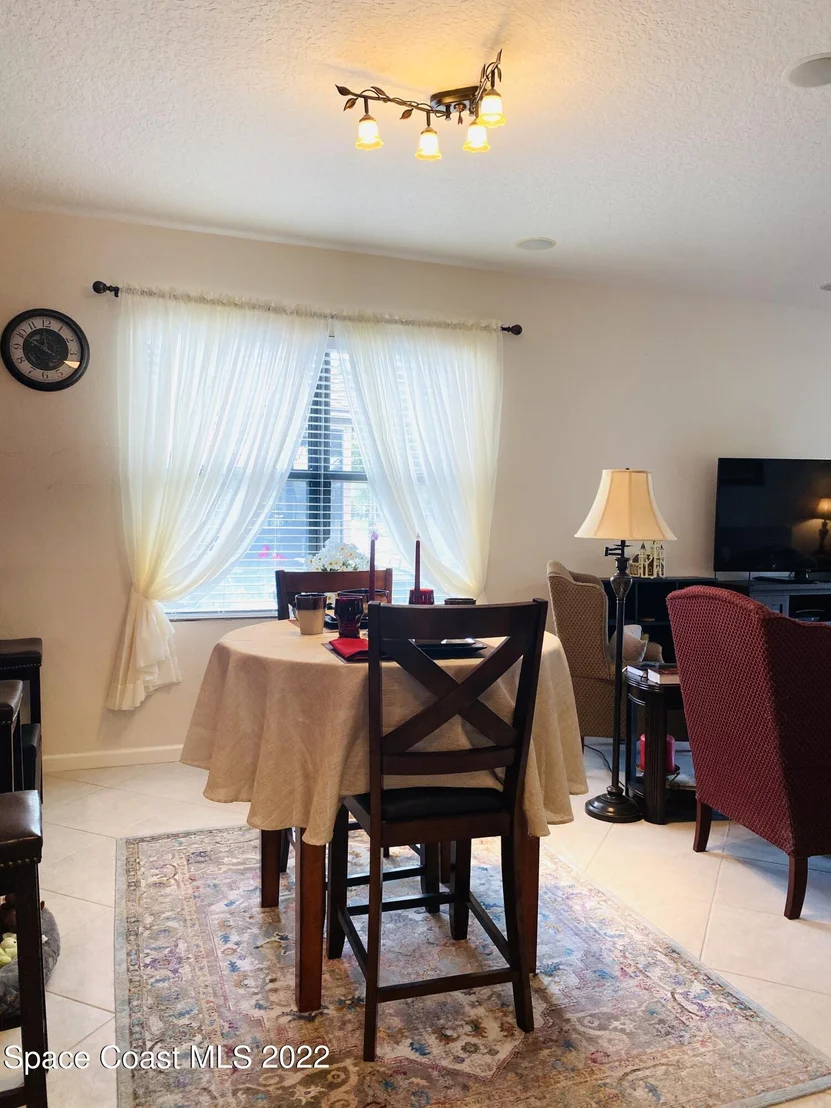 Photo of 1143 Bolle Circle