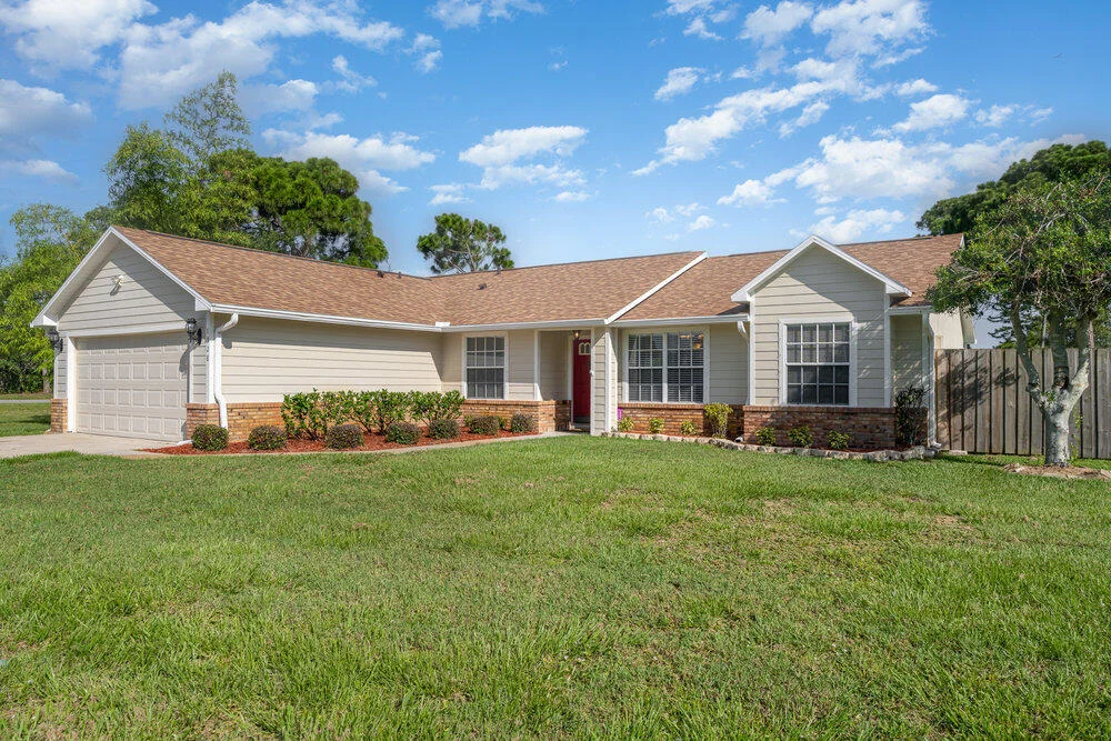 Photo of 1328 California Drive