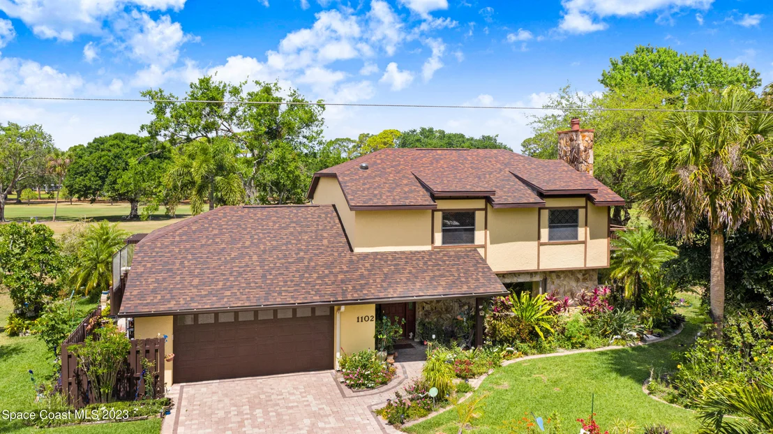 Photo of 1102 Fairlawn Drive