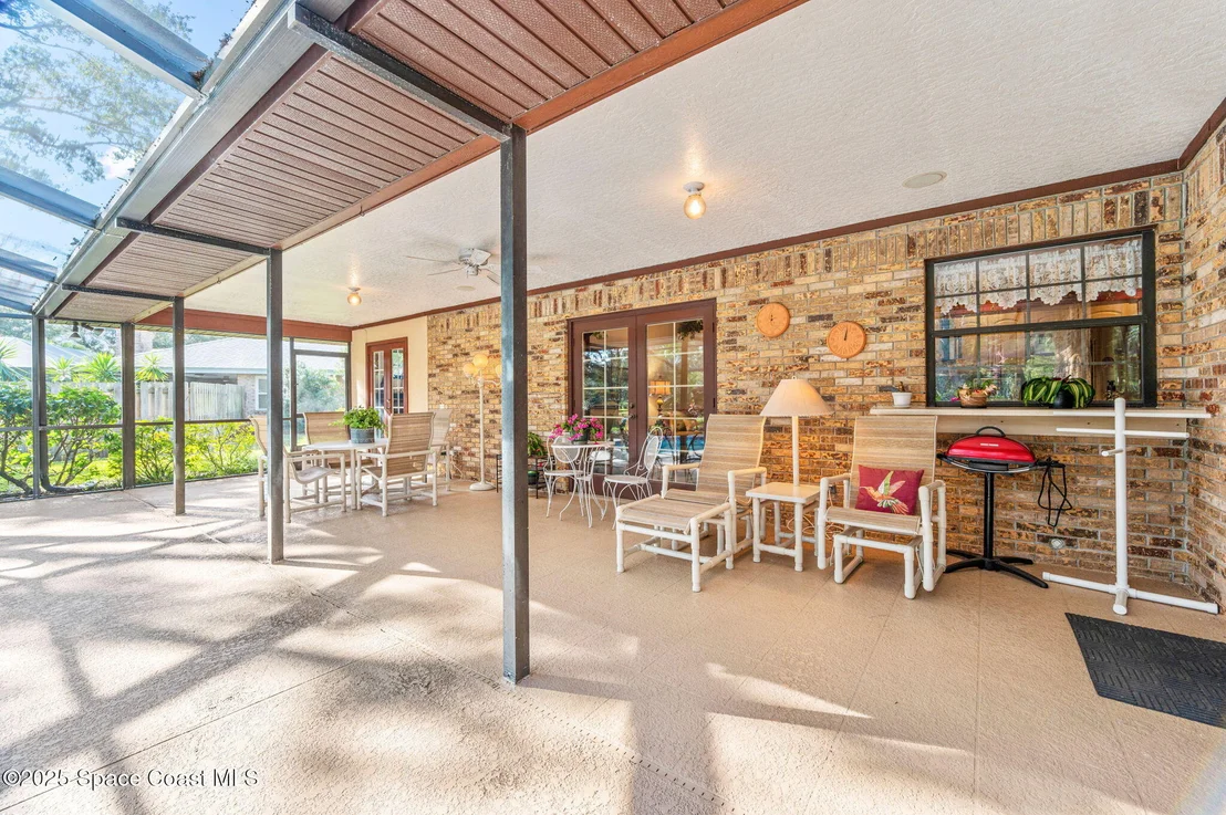 Photo of 1392 Silver Lake Drive