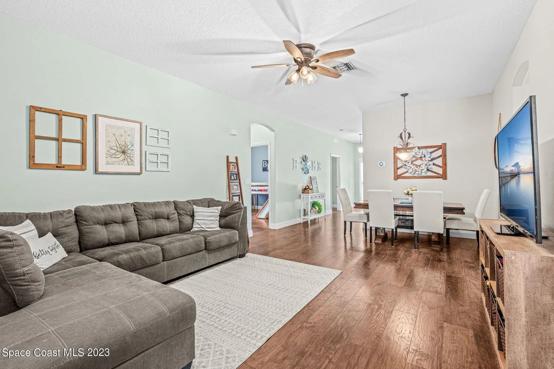 Photo of 5916 Indigo Crossing Drive
