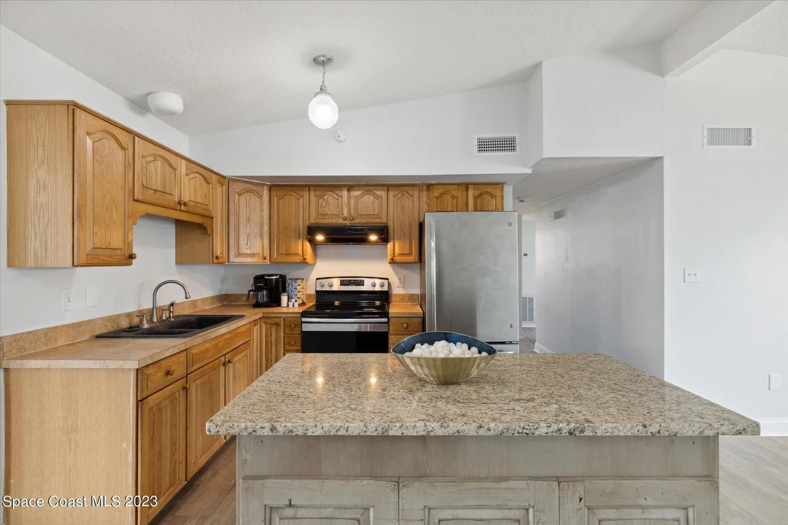 Photo of 3105 Abbott Avenue NE