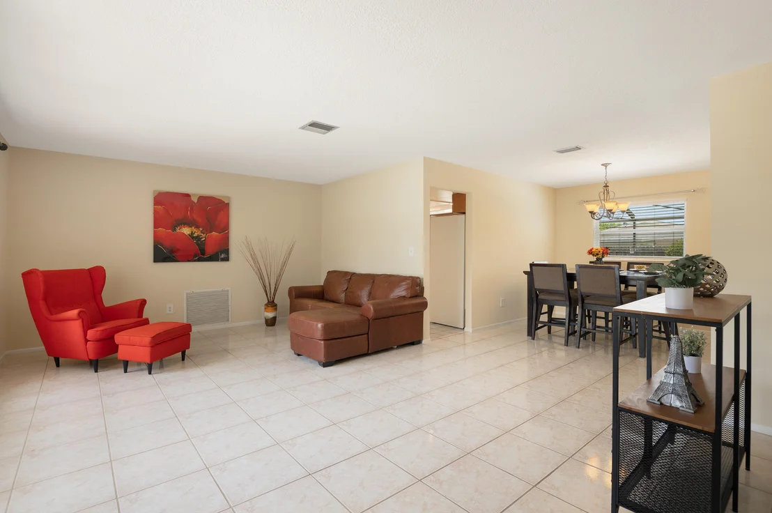 Photo of 2483 Colony Drive