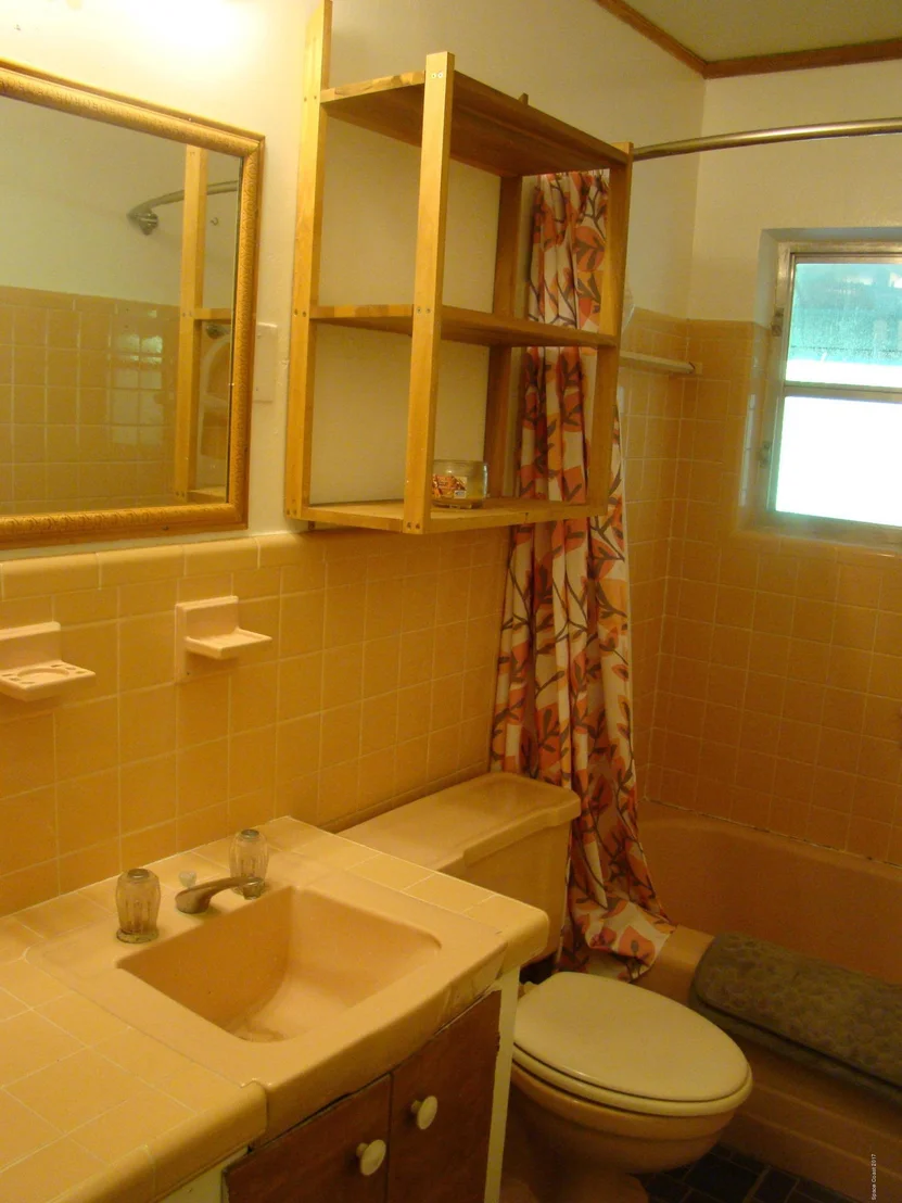 Photo of 5730 Crane Road