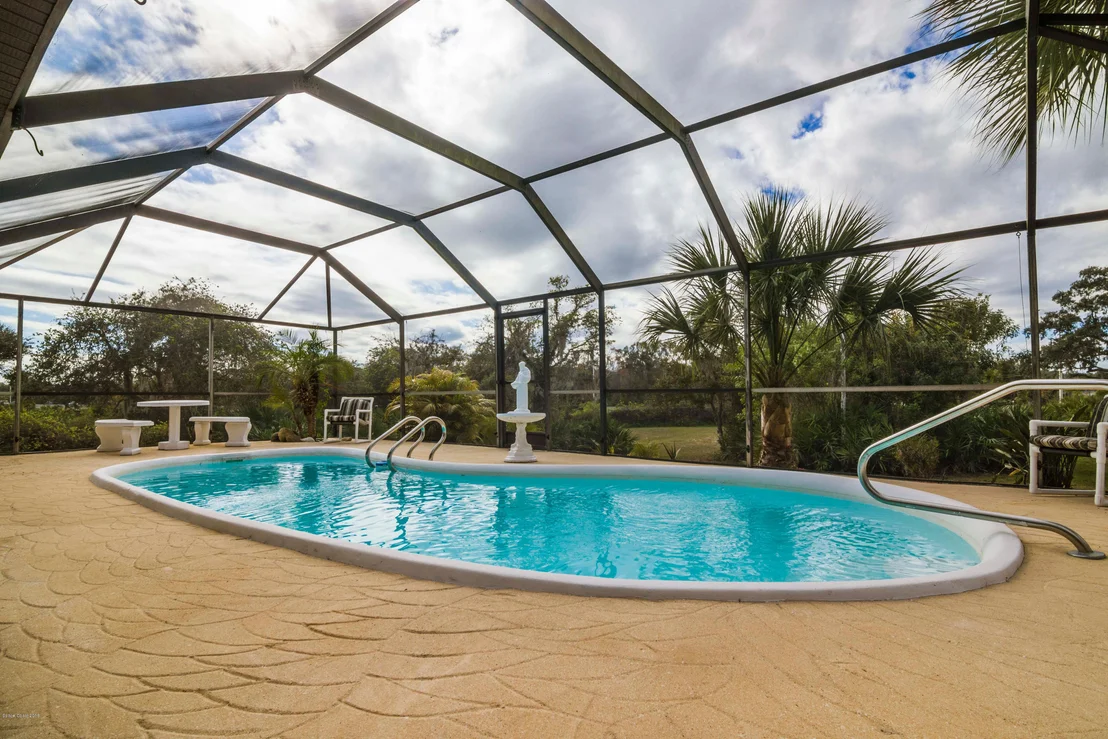 Photo of 2310 Holder Road