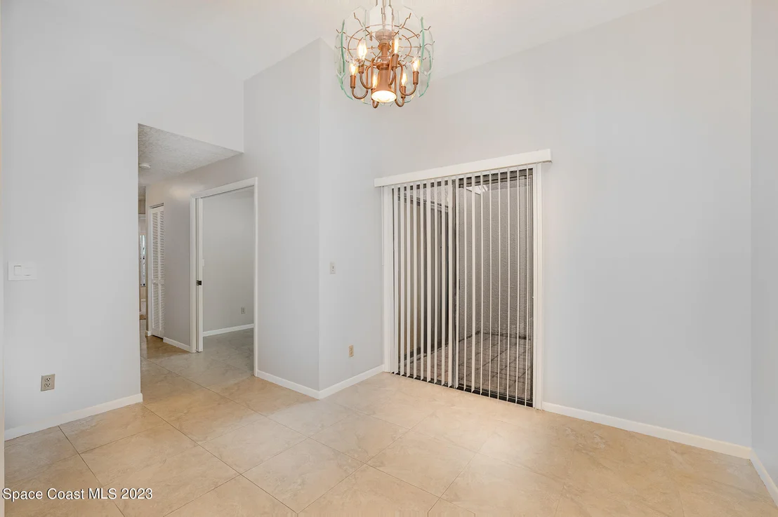 Photo of 504 Oak Mont Place