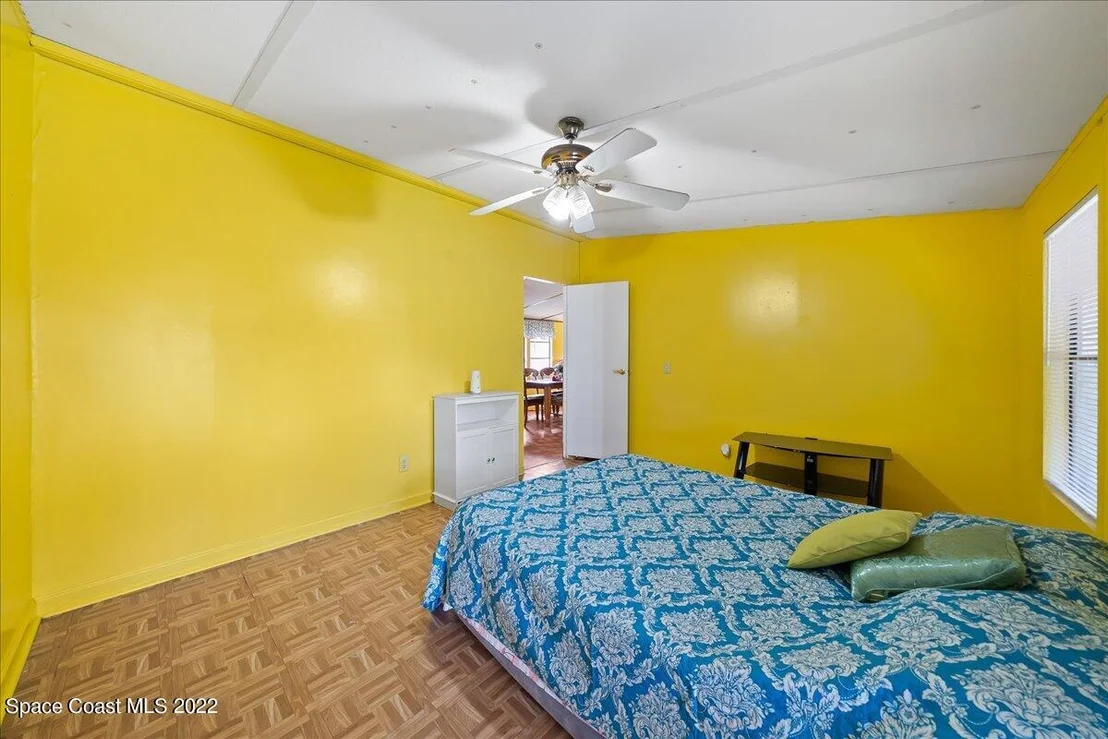 Photo of 6850 Columbine Drive