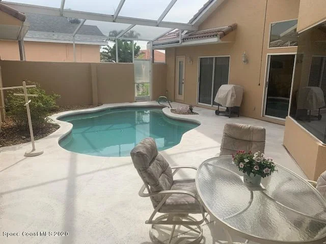 Photo of 1003 Fieldstone Drive