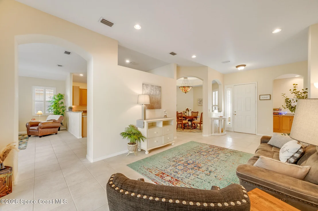 Photo of 1325 Shoreline Circle