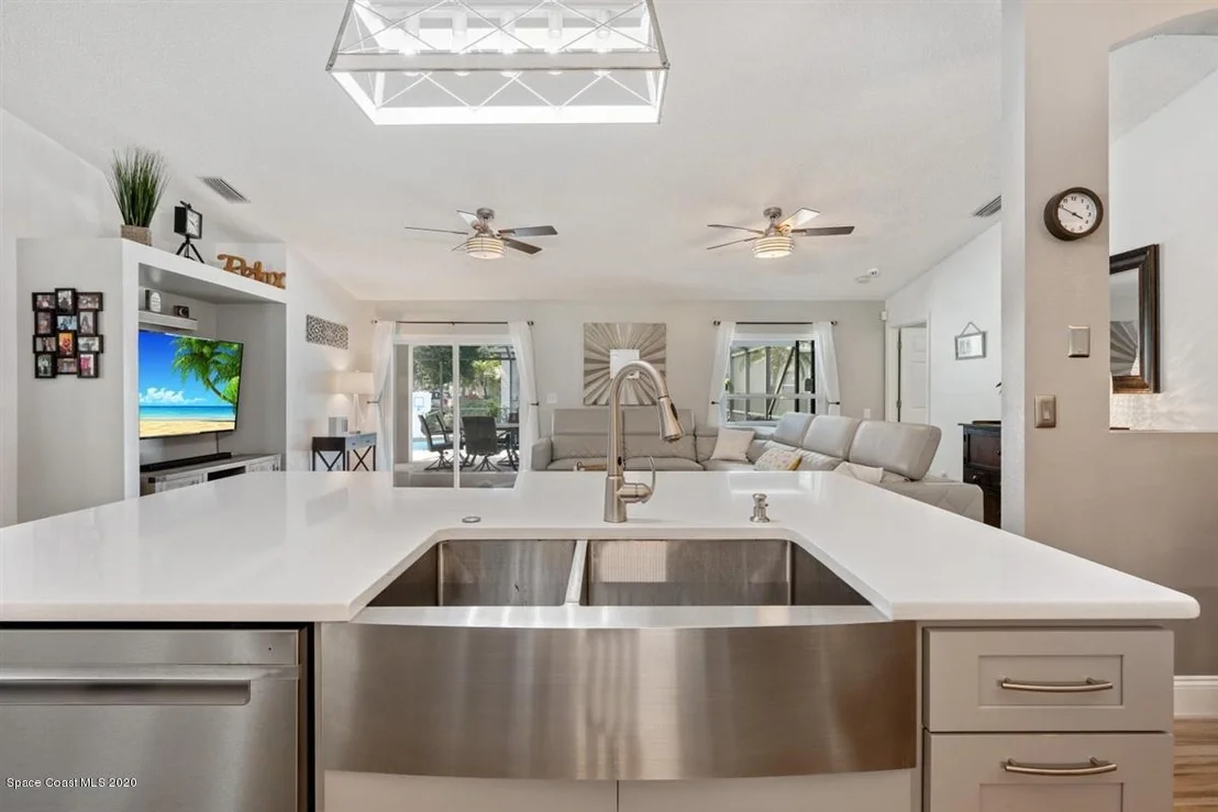 Photo of 962 Del Mar Circle