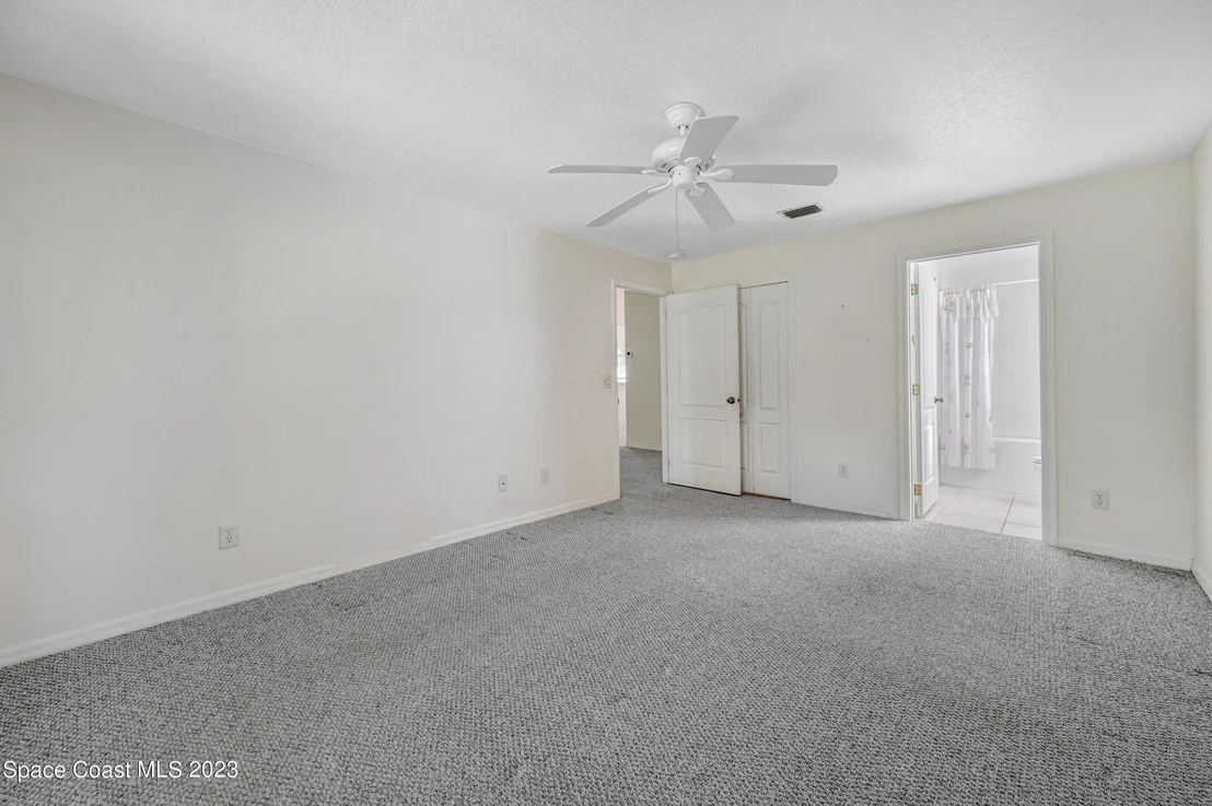 Photo of 974 Pine Creek Circle NE